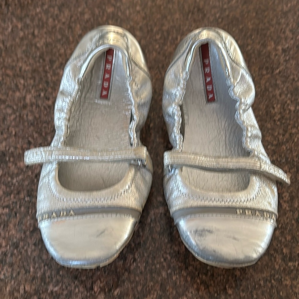 PRADA GIRLS SILVER MARY JANE FLATES-1